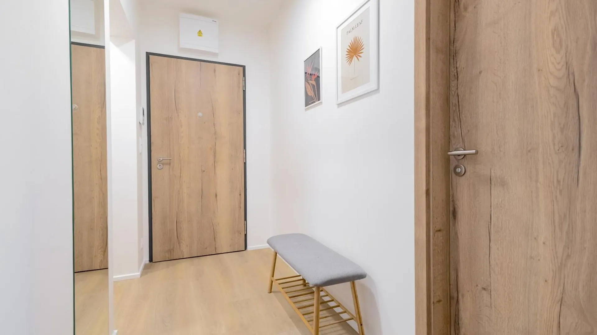 Апартаменты Bright 2Br - 7Th Floor, Balcony, Free Parking By Gravity Прага 0*,  Чехия