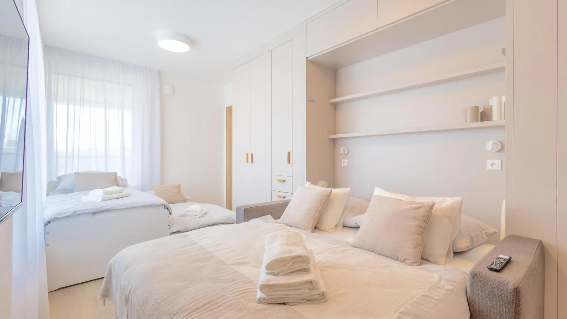 Apartmán Bright 2Br - 7Th Floor, Balcony, Free Parking By Gravity Praha 0*,